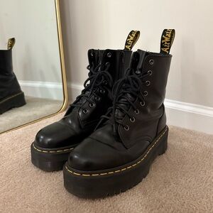 Dr Marten Jadon boots